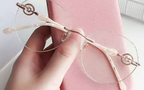 戴眼镜情感测试