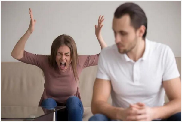 男人厌烦你的7种表现是什么 当老公嫌弃你时最明智的做法