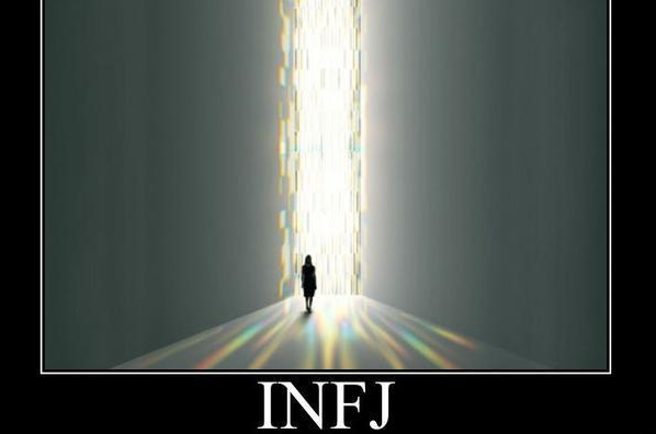 infj男生的长相一般是怎样 INFJ男生的性格如何