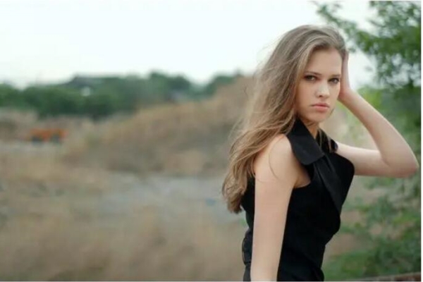 白月光一般形容哪类人物 男生念念不忘白月光的表现有哪些