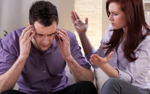 哪些行为属于冷暴力 男人冷暴力怎么治他