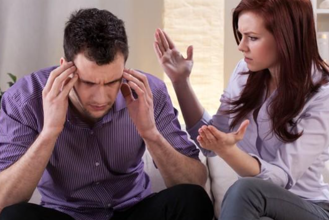 哪些行为属于冷暴力 男人冷暴力怎么治他