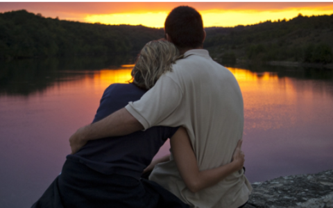 95年猪和97年牛婚姻怎么样 属牛的和属猪相配吗