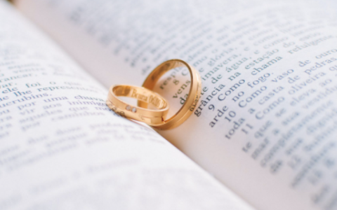 婚姻和事实婚姻 事实婚姻和法律婚姻区别