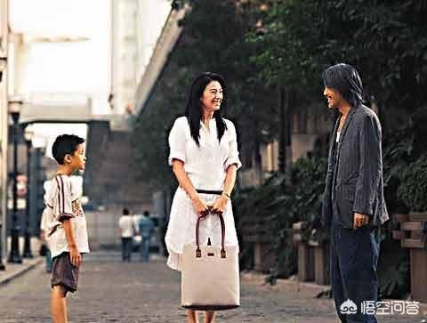 家长和班主任吵架了,偏偏班主任就是数学老师,今后我该怎么和老师交流打交道呢?