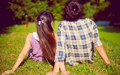 前男友放不下你的表现